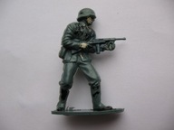 ŻOŁNIERZYK ARMIA NIEMIECKA II WOJNA ŚWIATOWA stara ZABAWKA Z CZASÓW PRL-u