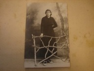 Aleksandrów Kujawski - stare zdjęcie z 1916 r - dziewczyna / modelka