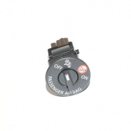 PRZYCISK GUZIK WŁĄCZNIK PODUSZEK AIRBAG 681995290R RENAULT CLIO IV