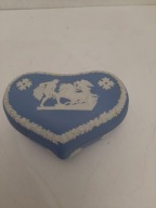 Wedgwood China Made in England do gabloty szkatułka puzderko serce porcelan