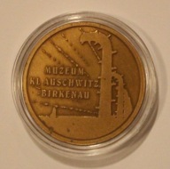 OŚWIECIM - MUZEUM Auschwitz - Birkenau - NUMIZMAT + BLISTER z OPISEM