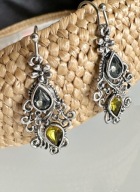 Piękne stylizowane na stare kolczyki z oczkiem