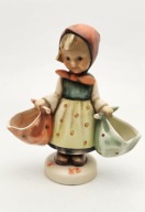 Goebel Hummel Figurka Dziewczynka Mother's Helper 175 Vintage