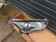 LAMPA PRZÓD PRZEDNIA PRAWA TOYOTA YARIS IV 2020-
