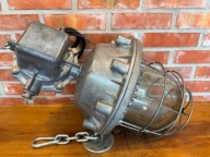 Lampa przemysłowa, wisząca 1975 rok, industrialna, antyk