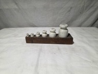 Stare odważniki porcelanowe z okresu Prl-u w etui - zestaw 1/2-20dkg