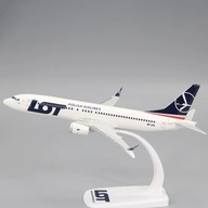 Boeing 737 Max 8 B737 LOT 1:200 model samolotu