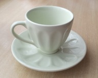 Filiżanka w kolorze lodów pistacjowych