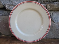 KREMOWY Talerzyk Deserowy_śr. 19 cm_Porcelit TUŁOWICE PRL