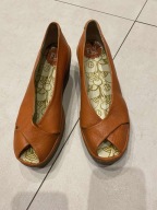 FLY LONDON nowe markowe koturny r. 38