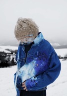 Hostel Utopia x Scrolly Buddy customowa kurtka jeansowa