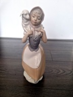 FIGURKA NAO BY LLADRO