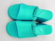 Turkusowe klapki "Markowe" rozmiar 40