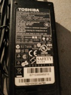 toshiba 19v 3,42a 65w PA3714U-1ACA