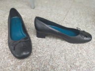 ESSENCE nr 40/7EEE wygodne czarne czółenka skóra