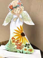 Anioł z suszonymi kwiatami- zatopione w zywicy-- rekodzieło