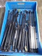 TELESKOP klapy POKRYWY BAGAZNIKA VW GOLF IV 3D 5D