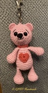 Miś z sercem brelok zawieszka rękodzieło szydełko handmade
