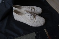 TRAMPKI LEKKIE ROZM 40