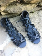 Sandaly damskie czarne PIMKIE rzymianki etno boho folk y2k 00s 37