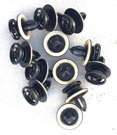 AUDI A3 A4 B6 B7 EXEO SPINKA KOŁEK MONTAŻOWY TAPICERKI DRZWI ORYGI. 12 SZT