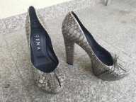 GINA nr 40/7,5UK eleganckie czółenka na platformie