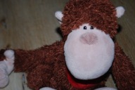 pluszak maskotka małpa małpka Nici z serduszkiem 26 cm