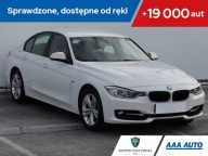 BMW 3 320 i xDrive, Salon Polska, Serwis ASO