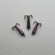 R. Hyrycz - diabełki - czarno-różowe z czerwono-białym koralikiem