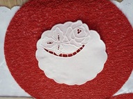 Mała okrągła serweta -ręczny haft richelieu