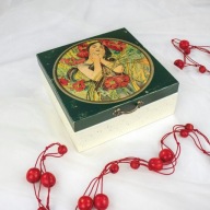 Drewniana szkatułka - Alfons Mucha sierpień - rękodzieło