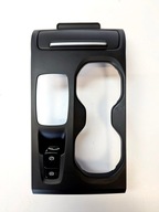 ==== RAMKA DEKOR TUNEL ŚRODKOWY VOLVO XC40 31469010 ===