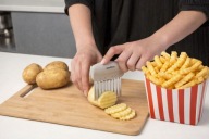 Nóż Karbowany NAVA - Faliste Frytki Jak z Knajpy