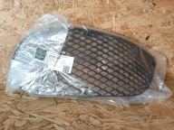 MERCEDES C-KLASA W205 KRATKA ZDERZAKA PRAWY PRZÓD NOWA A2058852623