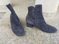 BILLI BI nr 41 wygodne i eleganckie zamszowe granatowe botki słupek skóra