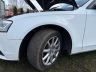 Błotnik lewy Audi A4 B8 12-15r LIFT LY9C