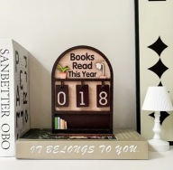 DREWNIANY LICZNIK KSIĄŻEK DO 999 – DEKORACJA DLA MIŁOŚNIKA CZYTANIA CIEMNY