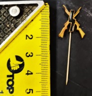 Przypinka do klapy – replika, motyw strzelecki, stylizacja historyczna