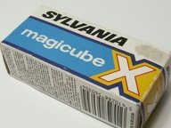 Stare żarówki spaleniowe kostki Sylvania Magicube 3x4