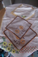 SERWETA I 4 SERWETKI RĘCZNY HAFT