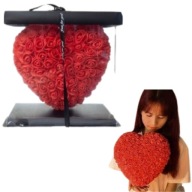 PREZENT NA WALENTYNKI DZIEŃ KOBIET