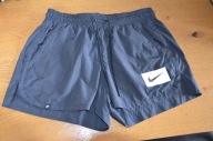 NIKE spodenki r. S czarne