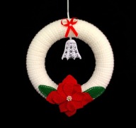 Zawieszka wianek ozdoba na okno szydełkowa 22cm (Z206)