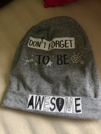 szara czapka z napisami rozmiar uniwersalny chłopiec