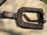 Stara Ramka - pokrowiec skórzany do saperki , ale jaka Armia i kraj ....?