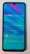 Atrapa eksponat wystawa prezenter smartfon HUAWEI P smart 2019
