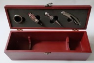 Skrzynka na wino z akcesoriami