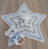 Zestaw mini kocyk Miś + grzechotka Handmade prezent na chrzciny Baby Shower