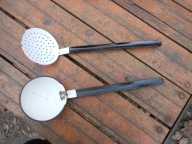 STARA ŁYŻKA EMALIOWANA 2 SZTUKI