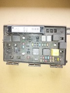 Opel Zafira b skrzynka bezpieczników 13206748 1.9 cdti